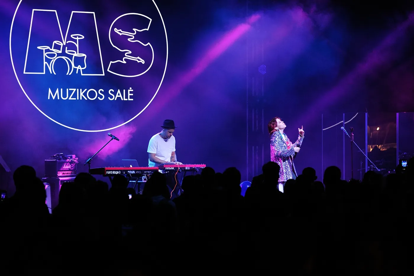 „Muzikos salėje“ - Vido Bareikio, Monique koncertai ir A. Mamontovo staigmena