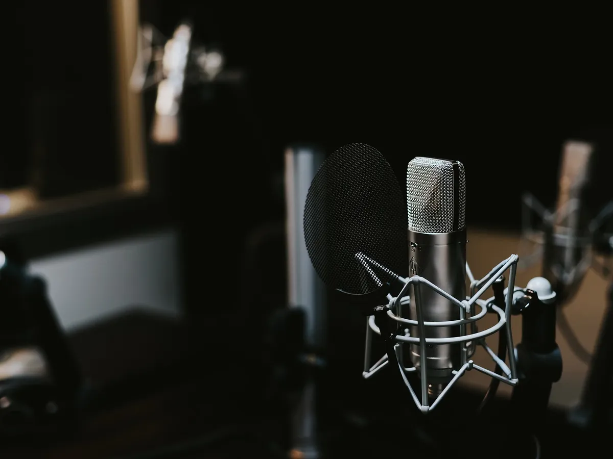 Vilniaus knygų mugėje Jurga Šeduikytė rašys audiolaišką ateičiai: kviečia ir skaitytojus