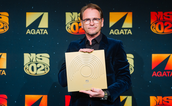 „Muzikos salėje“ – apdovanojimai ir bendras beveik 20 atlikėjų kūrinys